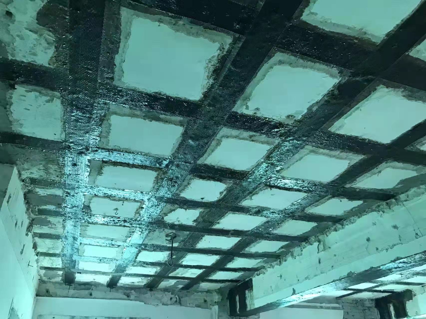 荣县粘碳纤维布施工工艺